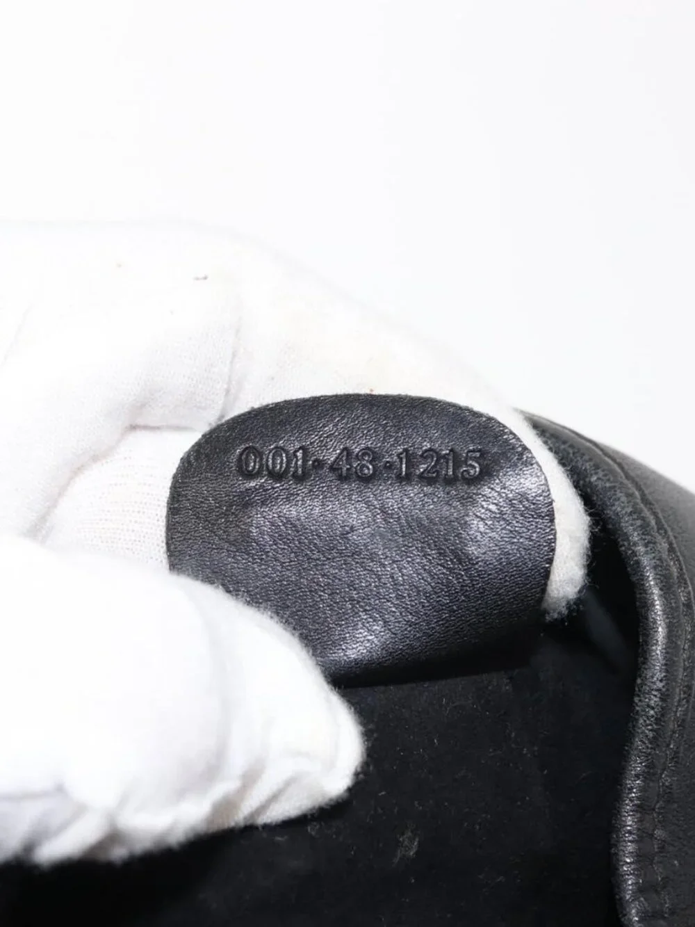 Authentic GUCCI Shoulder Bag Leather Black Gold - Picture 4 of 16